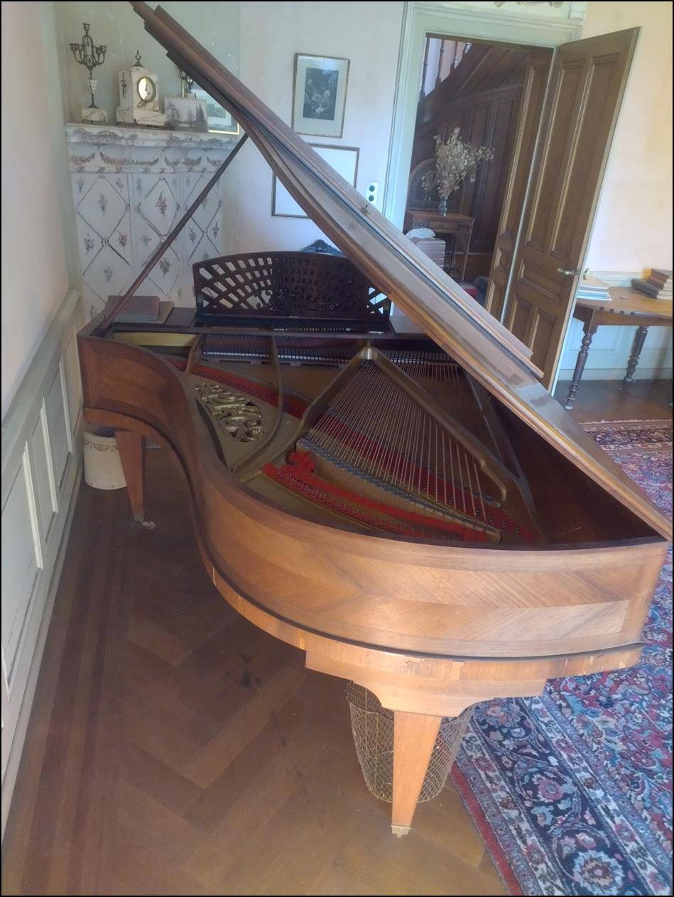 Vends un magnifique piano à queue Pleyel