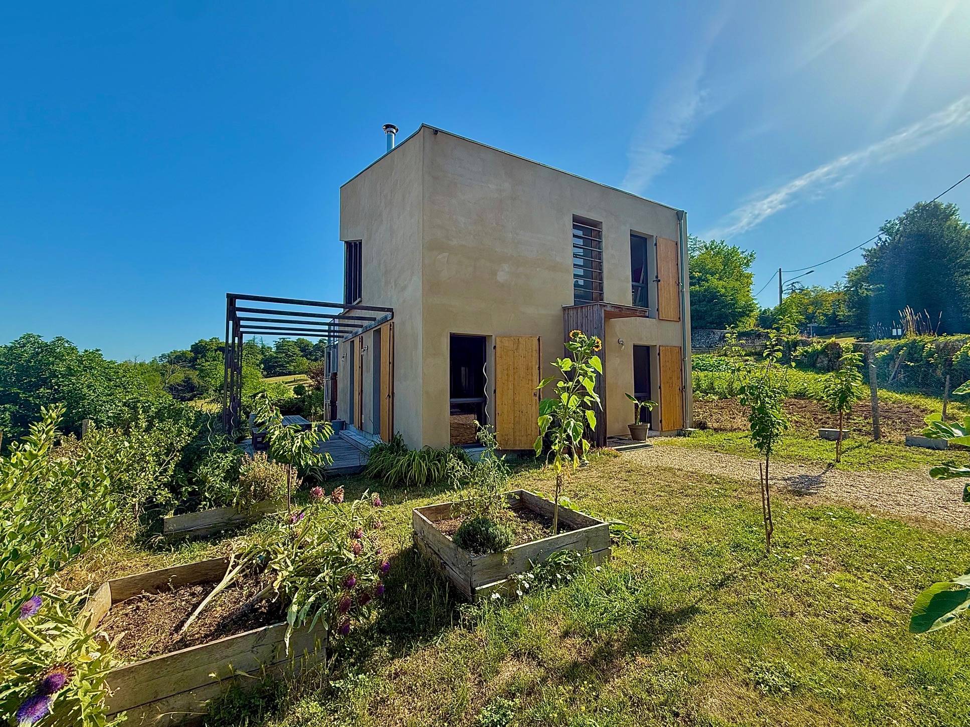 Vends maison 140m² 4 chambres jardin piscinable garage Bordeaux rive droite