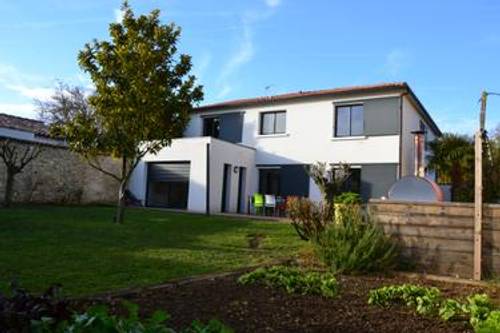 Vends maison contemporaine 176m² proche La Rochelle, Dompierre-sur-Mer (17) avec agréable jardin - 5 chambres