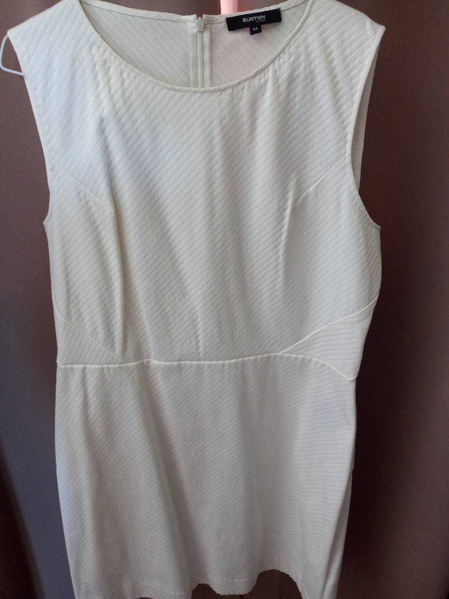 Vends Robe sans manches blanche taille 44