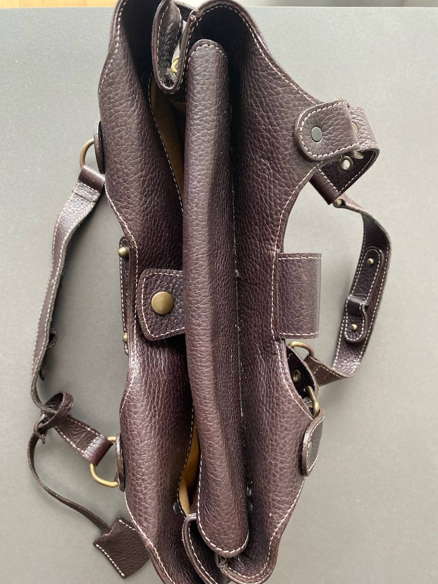 Vends un sac en cuir marque Renouard