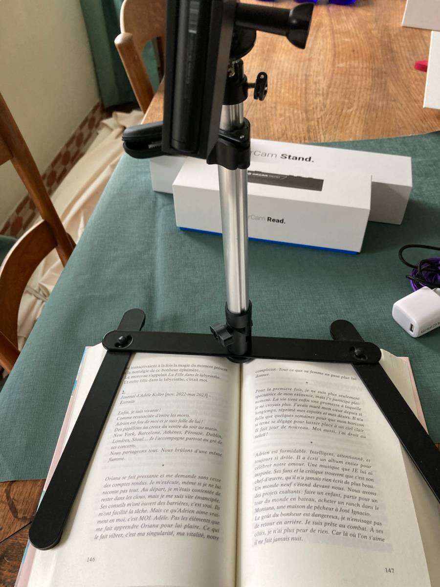 Vends matériel Orcam, pour scanner un texte et le restituer vocalement. Peut se transporter dans la poche