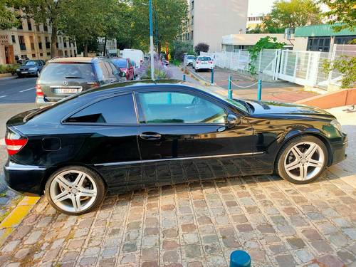 Vends Mercedes CLC 220 150cv 2.1L CDI 2011 - 219 000 km