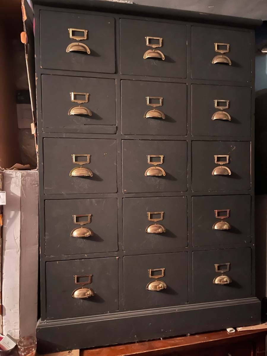 Vends meuble commode haute Interior’s
