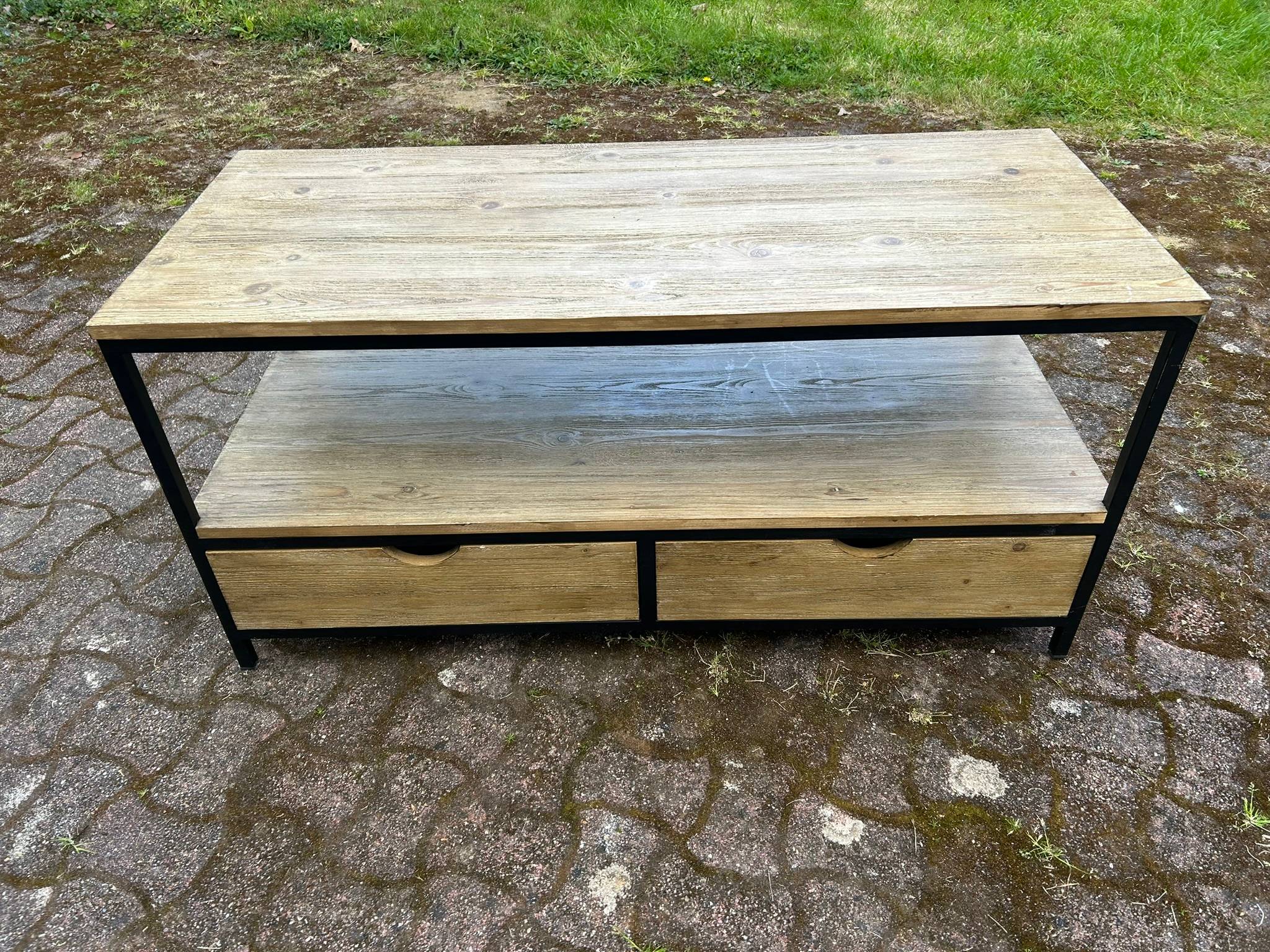 Vends Meuble TV Maisons du Monde, modèle Long Island, industriel en