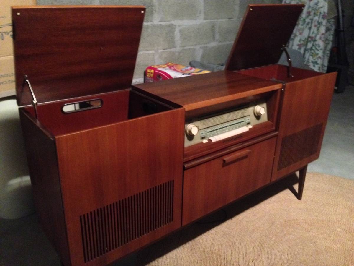 Meuble radio/tourne-disque Grundig vintage / HI FI vintage / stéréo / électronique - France