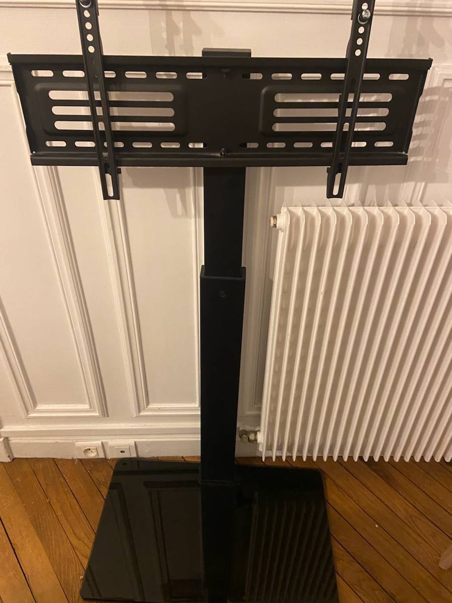 Vends Meuble TV avec Support Pied Pivotant on Gens de Confiance