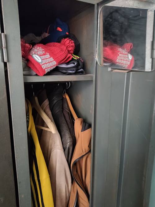 Vends meuble vestiaire métal industriel