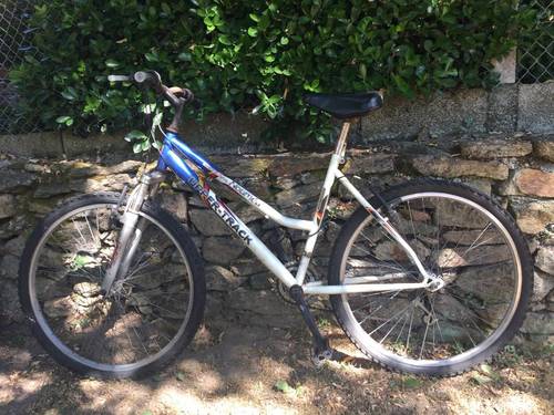 Vends VTT mixte Uppertrack, pneus 26 pouces