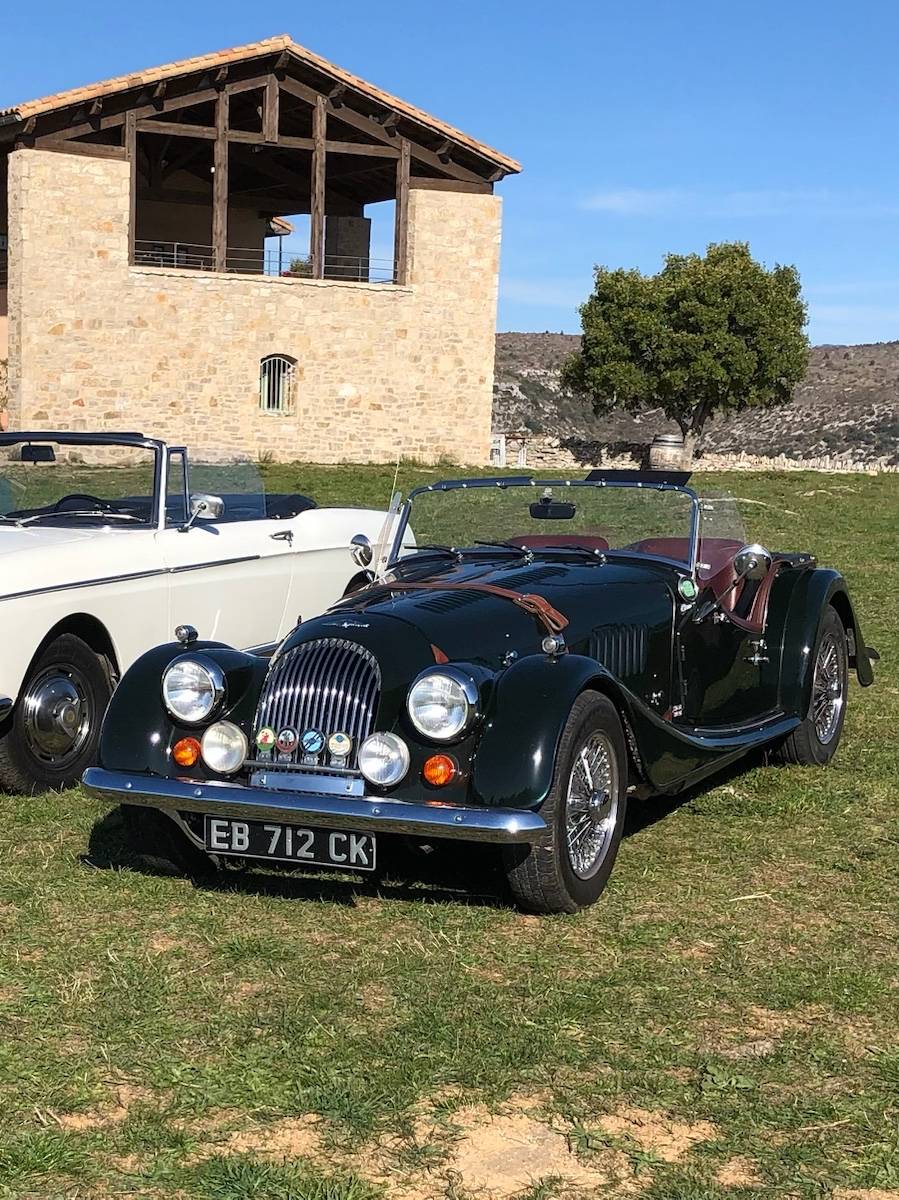 Vends Morgan4/4 de 1986 CT ok, moteur Ford1600 , complète