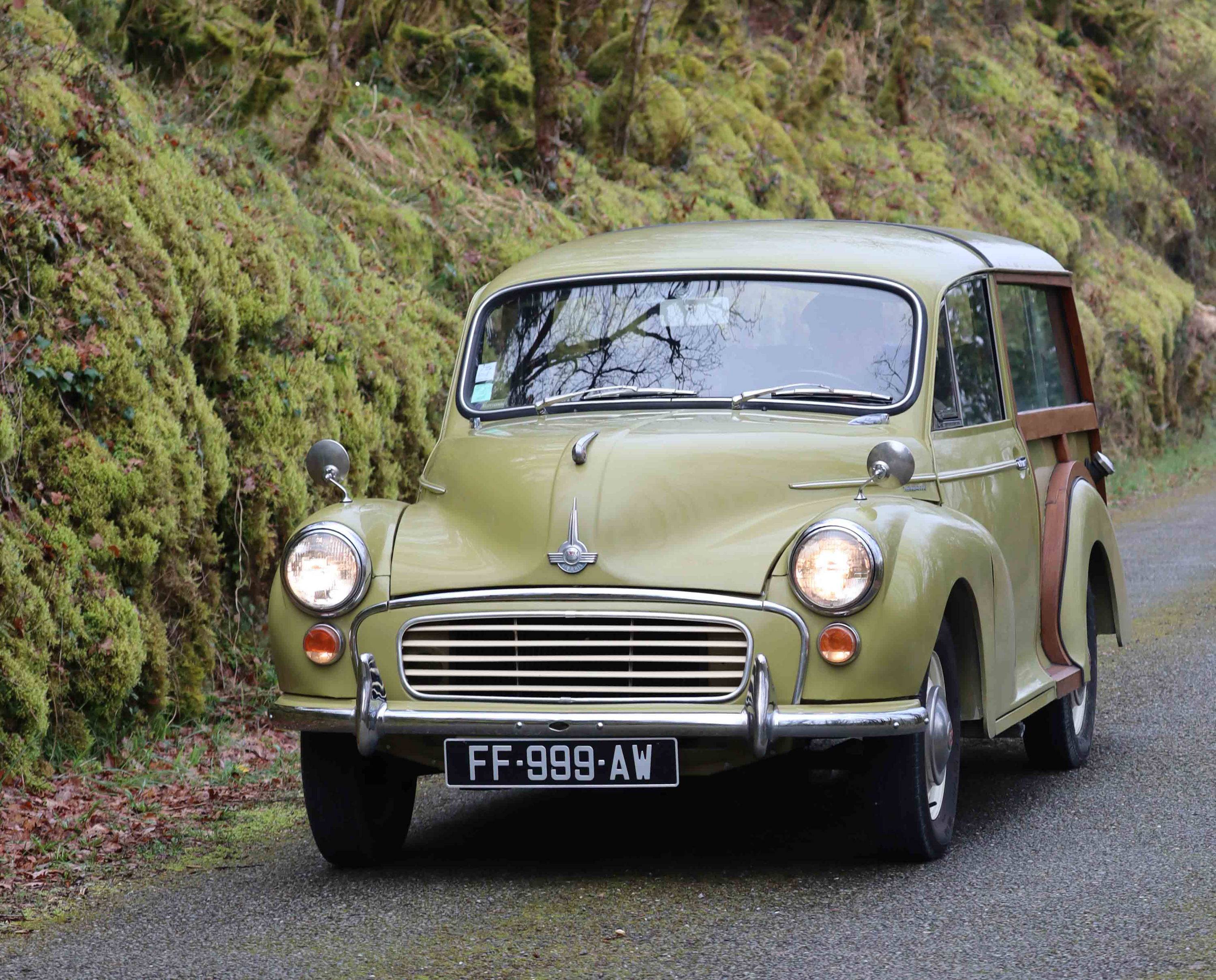 Vends Morris Minor de collection (1971) Cadre bois