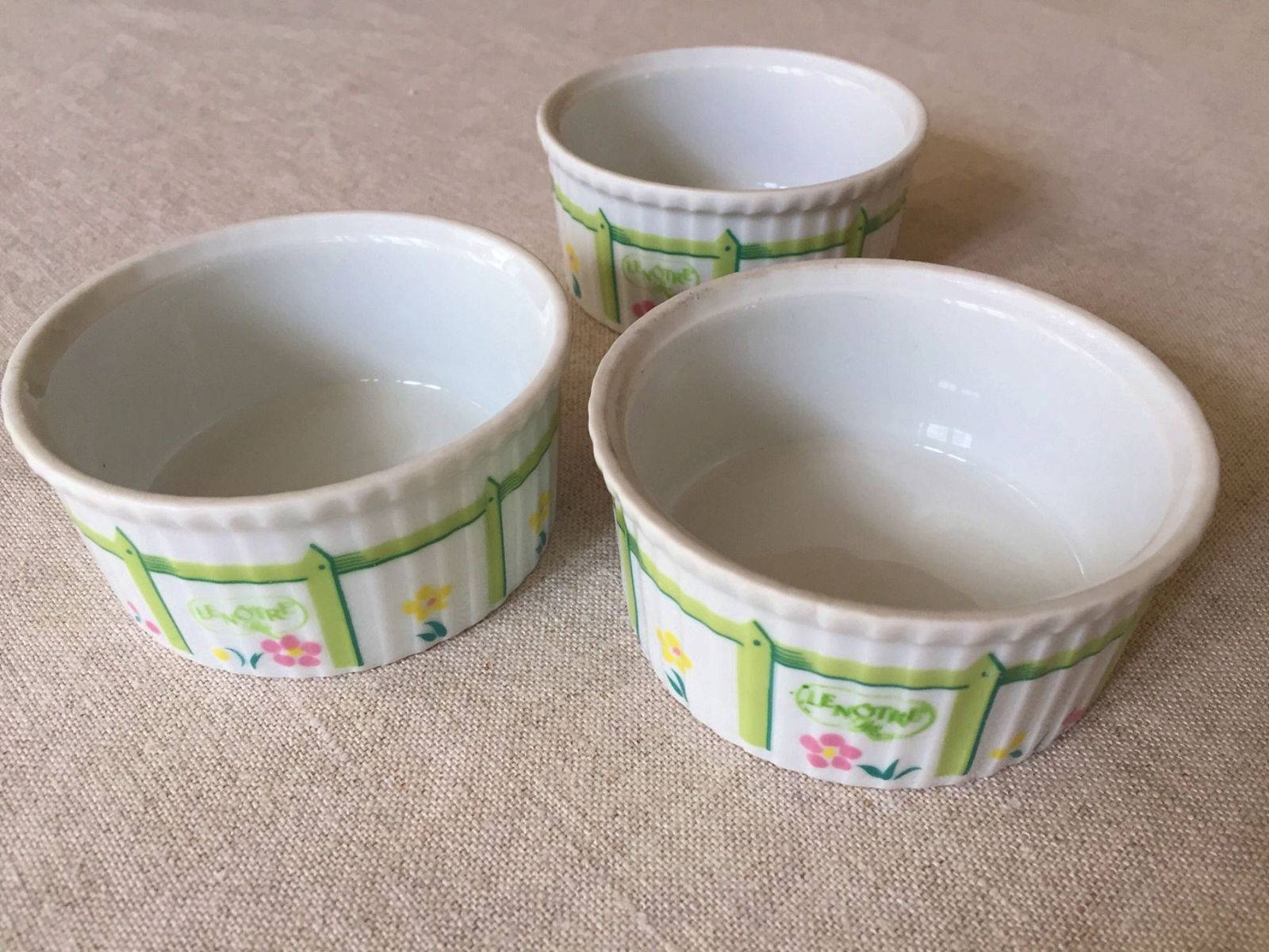 Vends 3 moules de la marque « Le Nôtre »