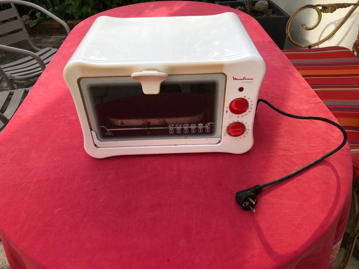 Vends four Moulinex principio on Gens de Confiance