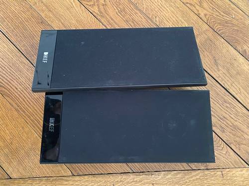 Vends paire enceintes murales noires KEF T101 très bon état