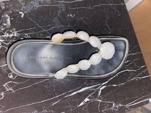 Je vends une paire de tong blanches - Pointure 36