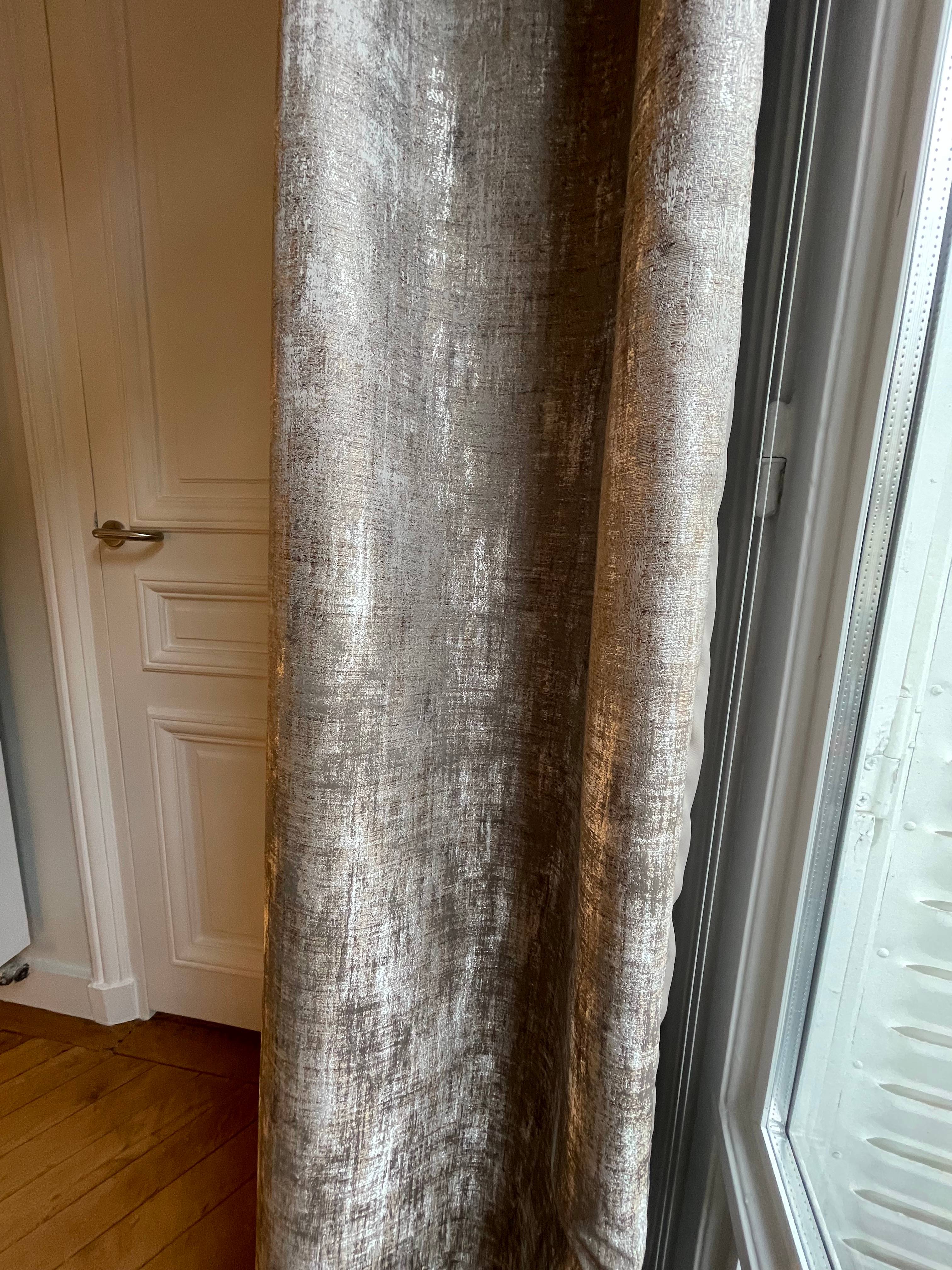 Vends 3 paires de sublimes rideaux taupe neufs