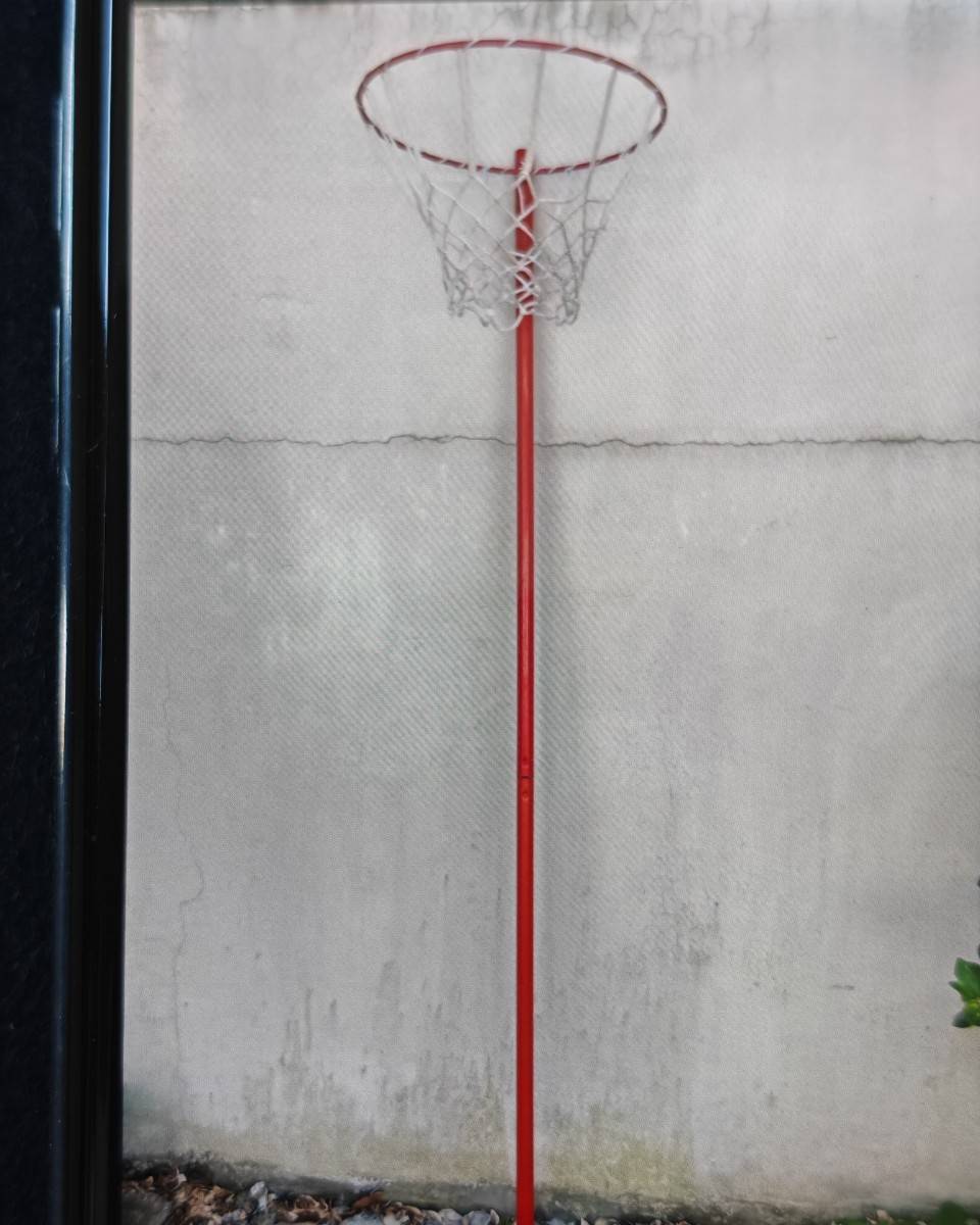 Vends panier de basket à planter ou à sceller