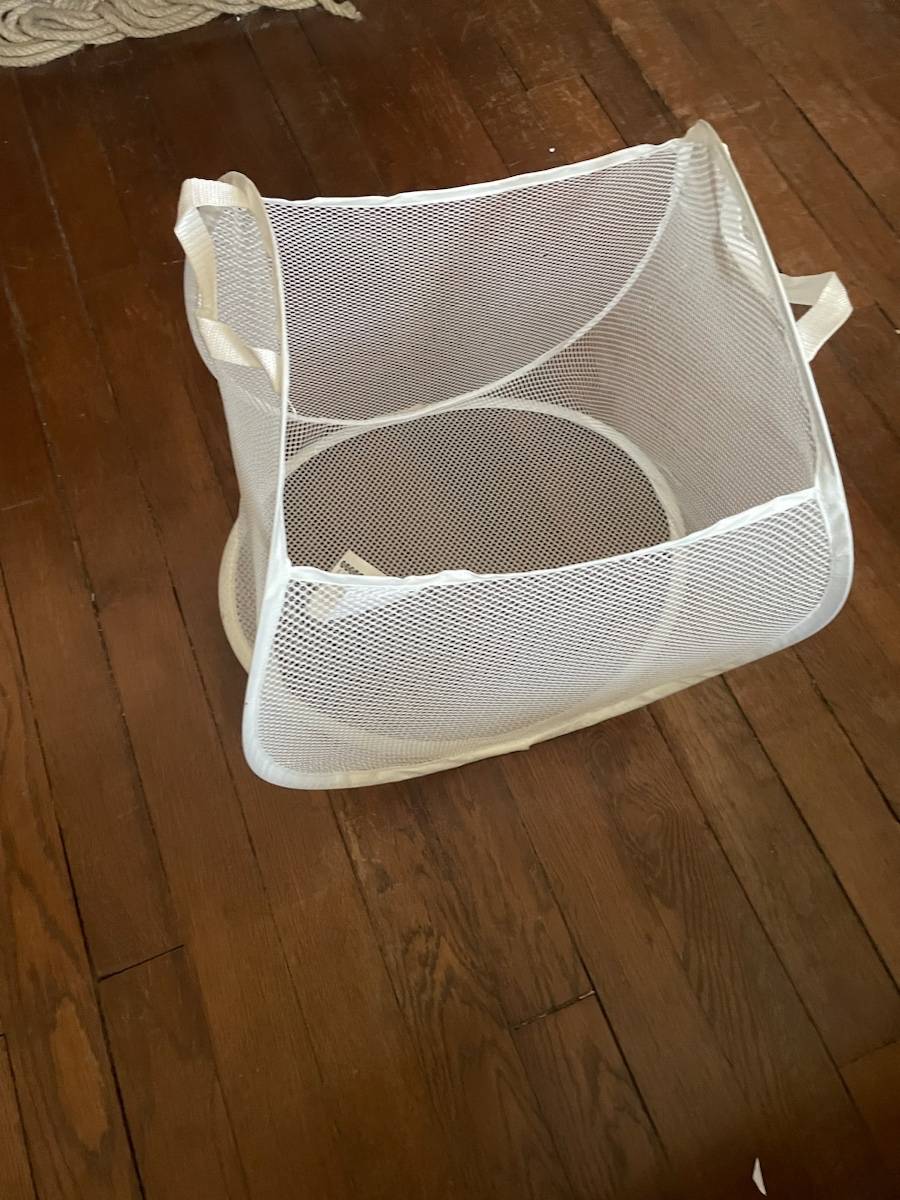 Vends 1 ou 3 paniers à linge Ikea