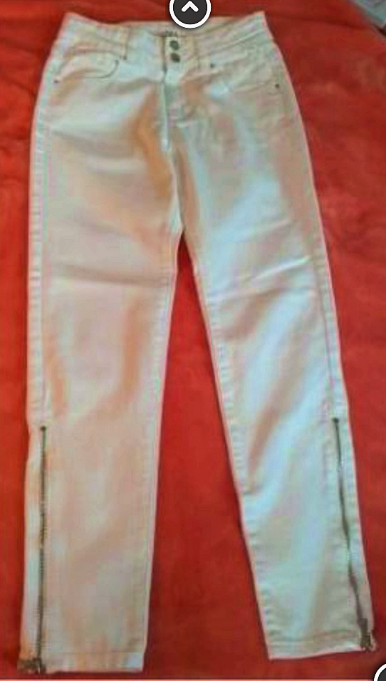 Vends 1 pantalon slim blanc, marque M Pokora, Taille 34