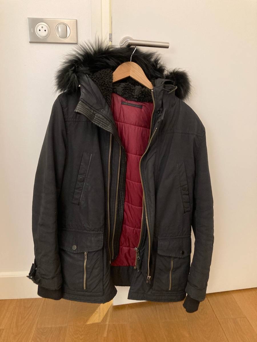 Vends Parka noire M homme IKKS en tr?�s bon ?�tat sur Gens de Confiance