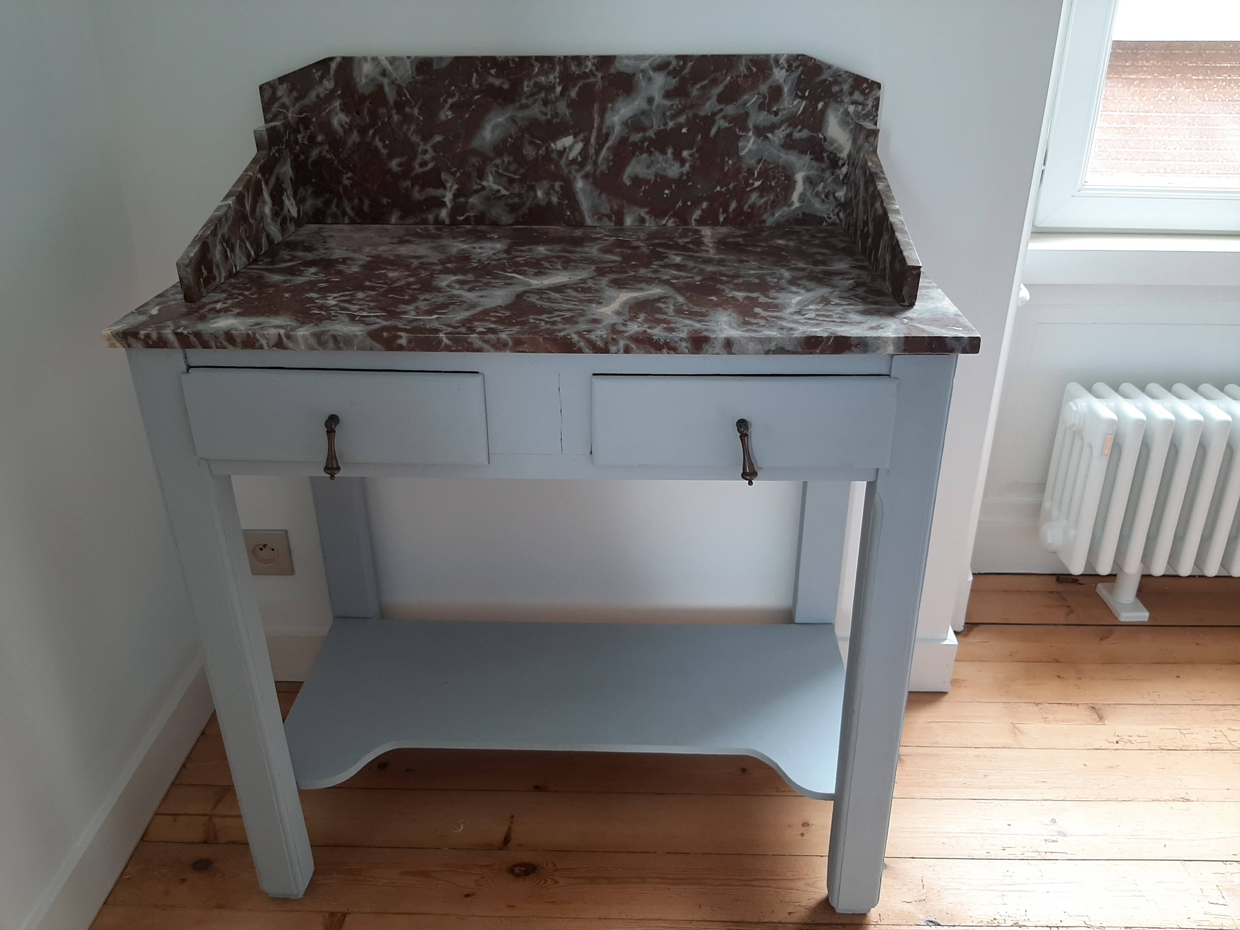 Vends petite coiffeuse