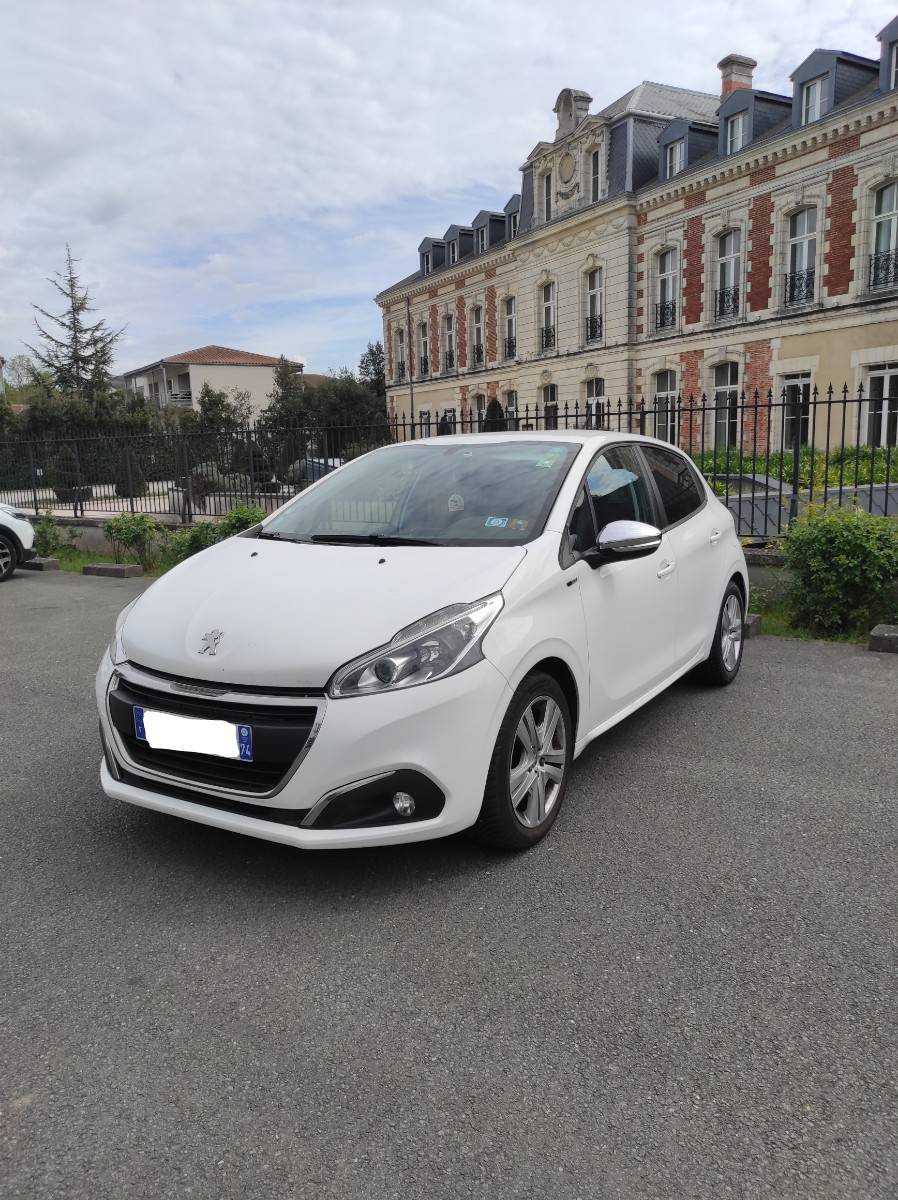 Vends Peugeot 208, 2016, 108 300km