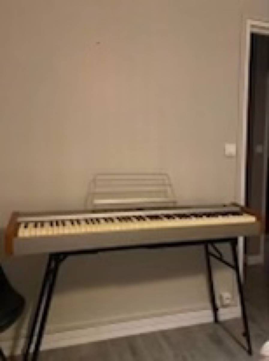 Vends piano Orla stage partner