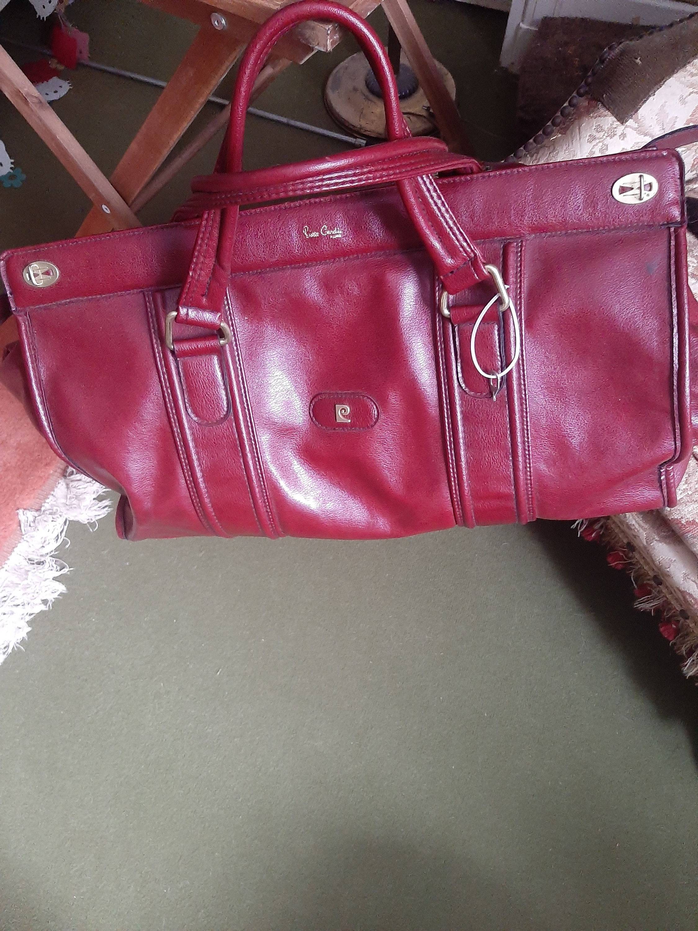 Vends sac Pierre Cardin