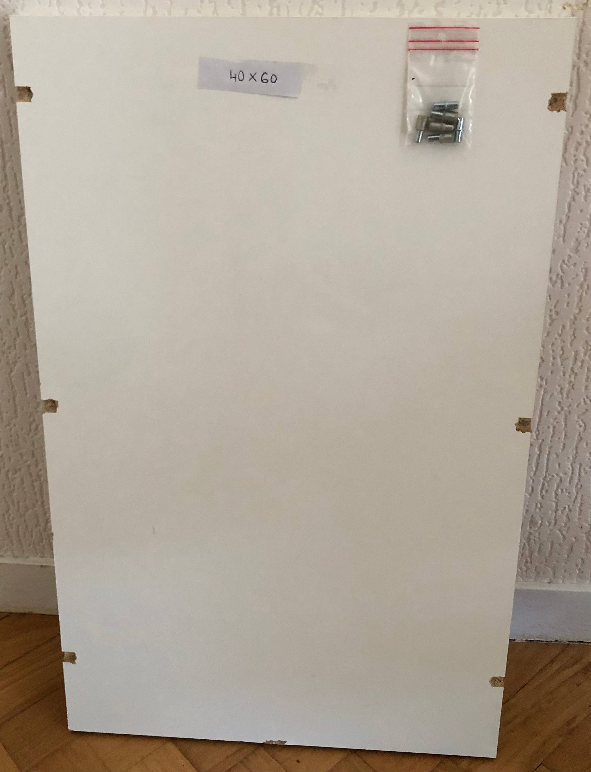 Vends Ikea -1 Tablette pour étagères Utrusta