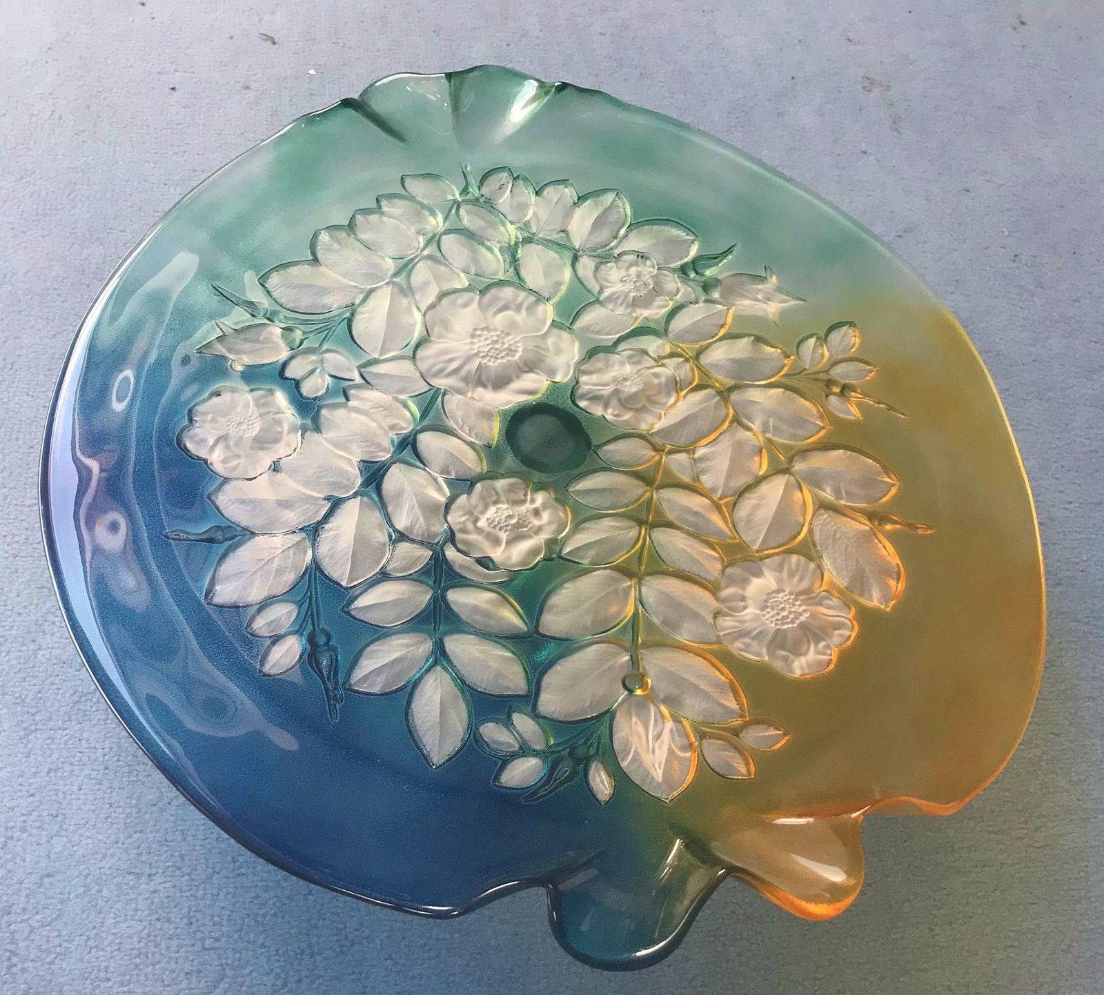 Vends plateau en pâte de verre