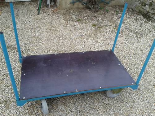 Vends Plateau roulant modulaire 4 roues, 2 roues pivotantes, charge 1200 kg