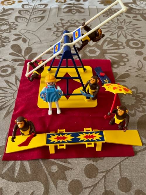 Vends Playmobil numéro de chimpanzé sur balancelle N° 3726