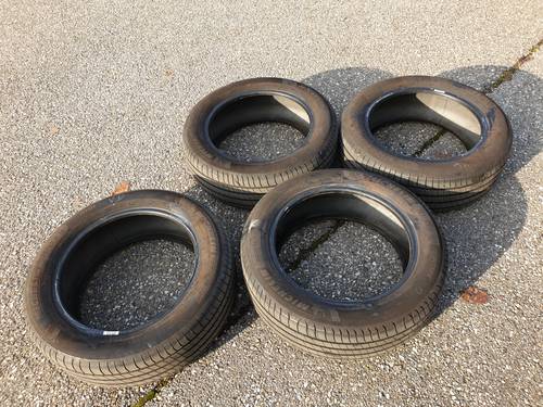 Vends 2 pneus Michelin Primacy 4 195/55 R16 très bon état
