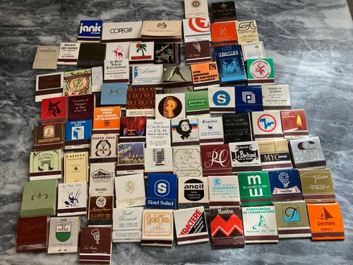 Vends lot de pochettes d’allumettes