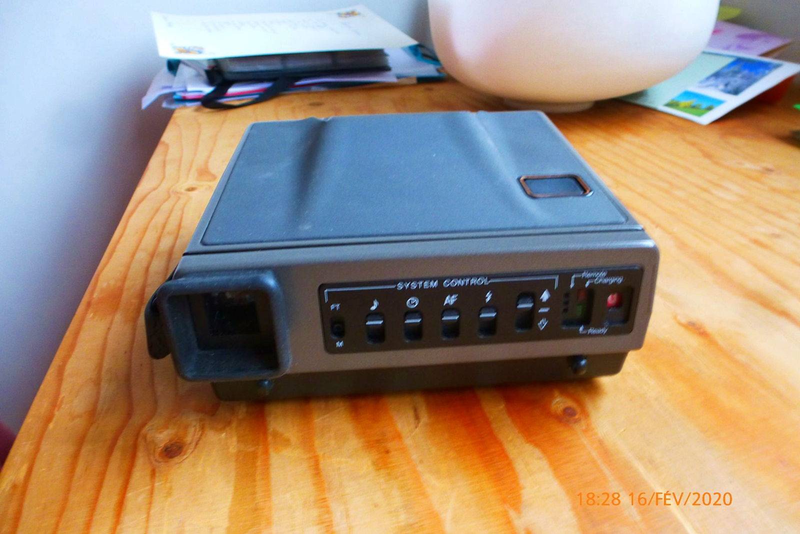 Appareil Photo Polaroid 600 – Vintage En Très Bon état De Marche