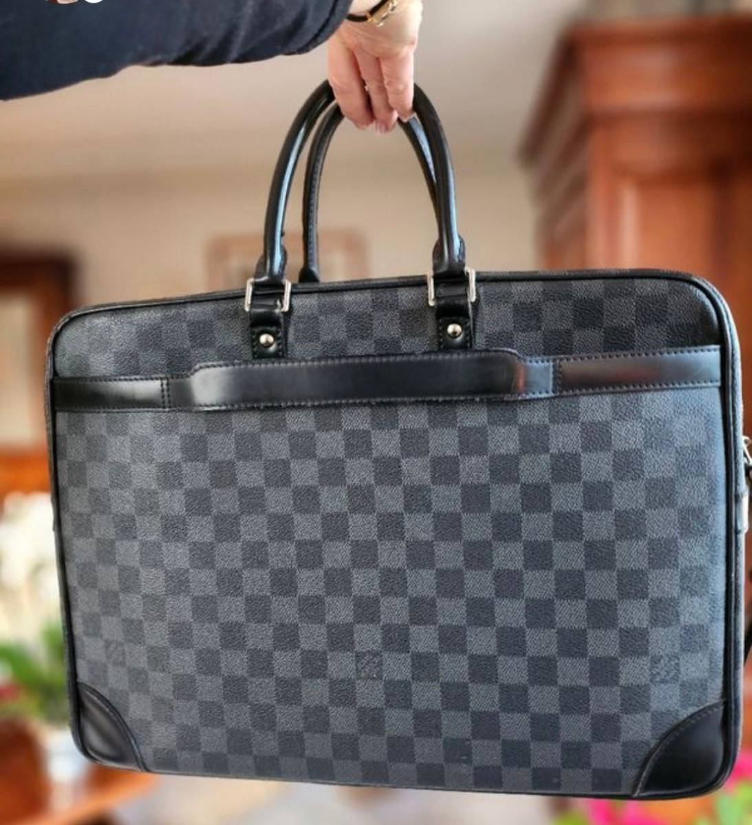 Vends porte documents Louis Vuitton