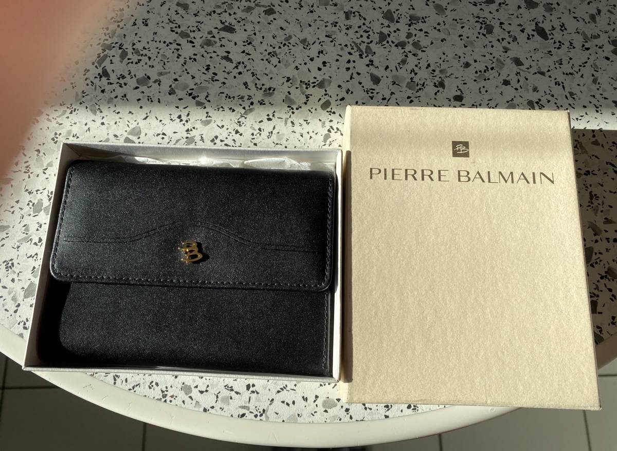 Vends porte-monnaie / porte cartes Pierre Balmain