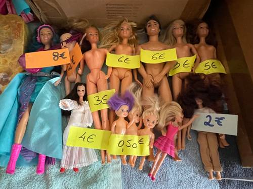 Vends Poupées Barbie