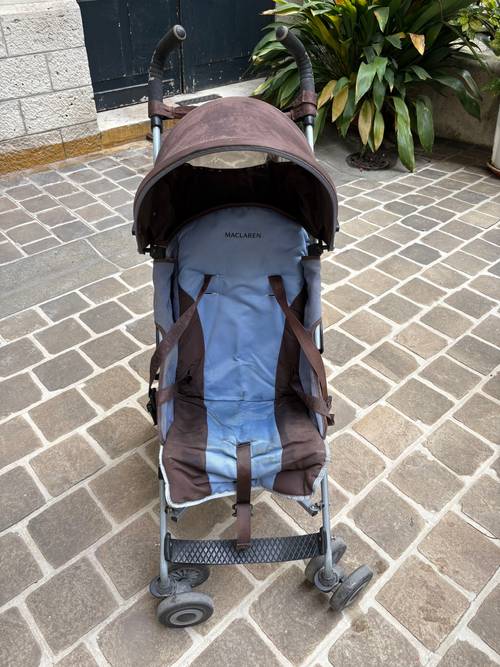 Vends poussette Mac Laren modèle Quest