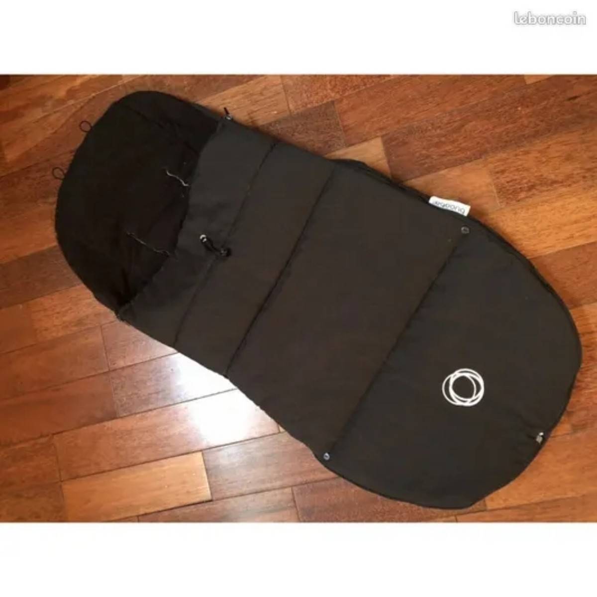 Vends Chancelière noire Bugaboo en bon état