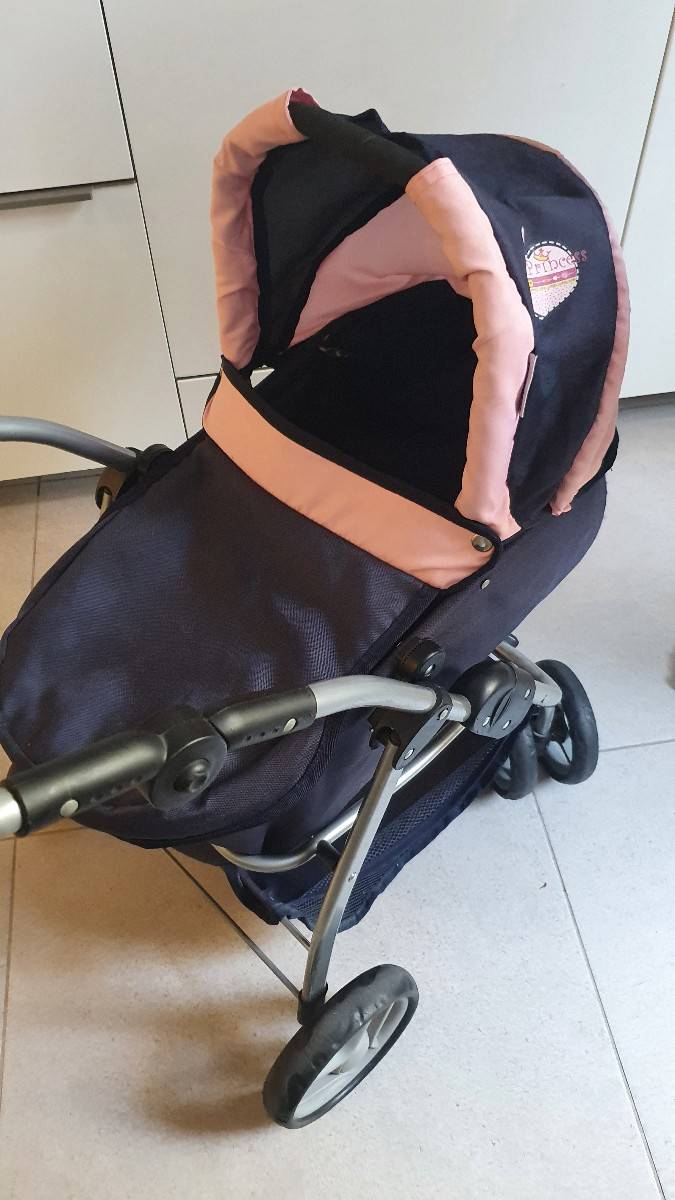 Vends poussette poupée