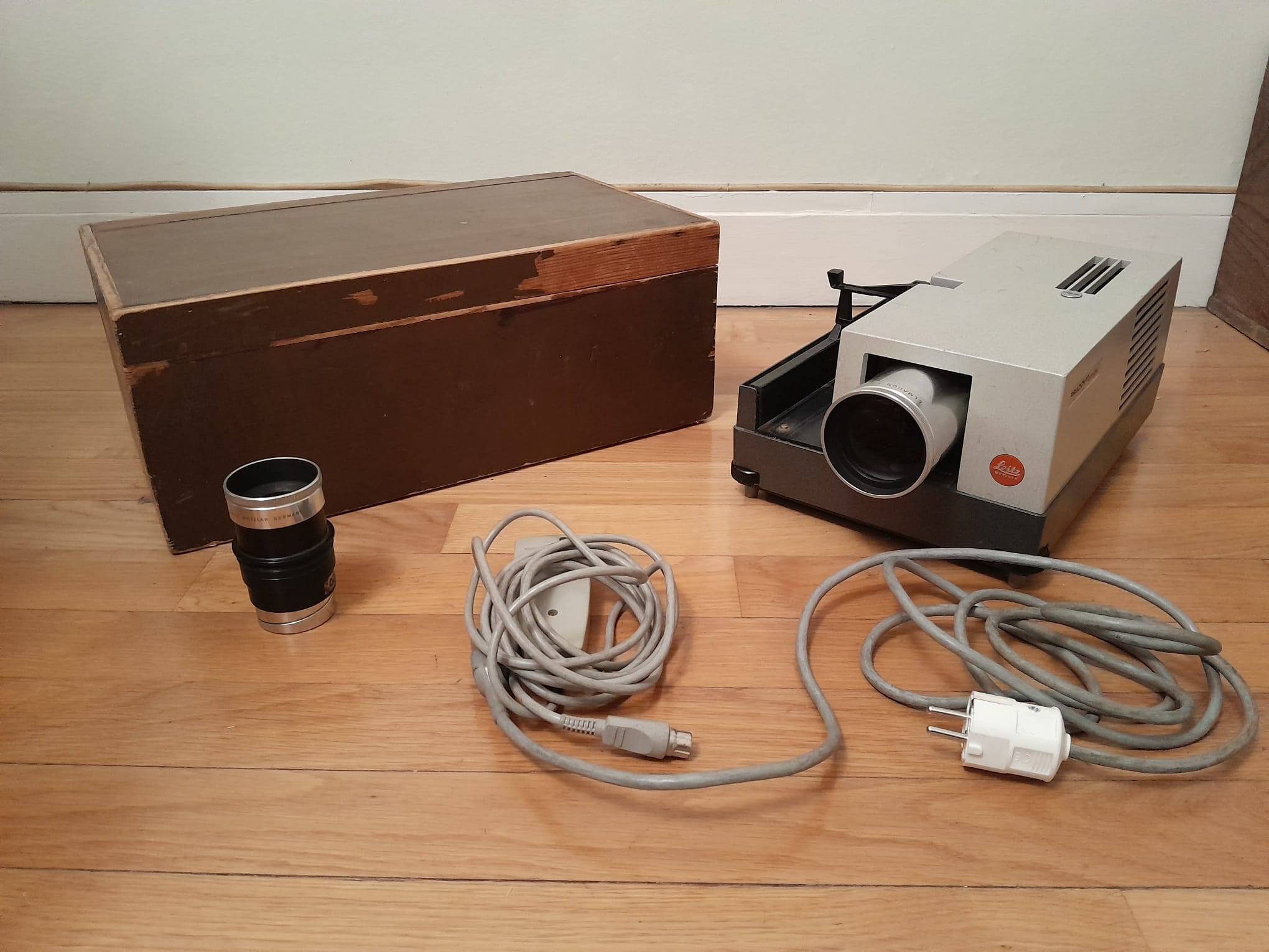 Diaprojektor LEITZ Pradovit R 150 (Gebraucht) In Für CHF 40 - Nur - Foto 4