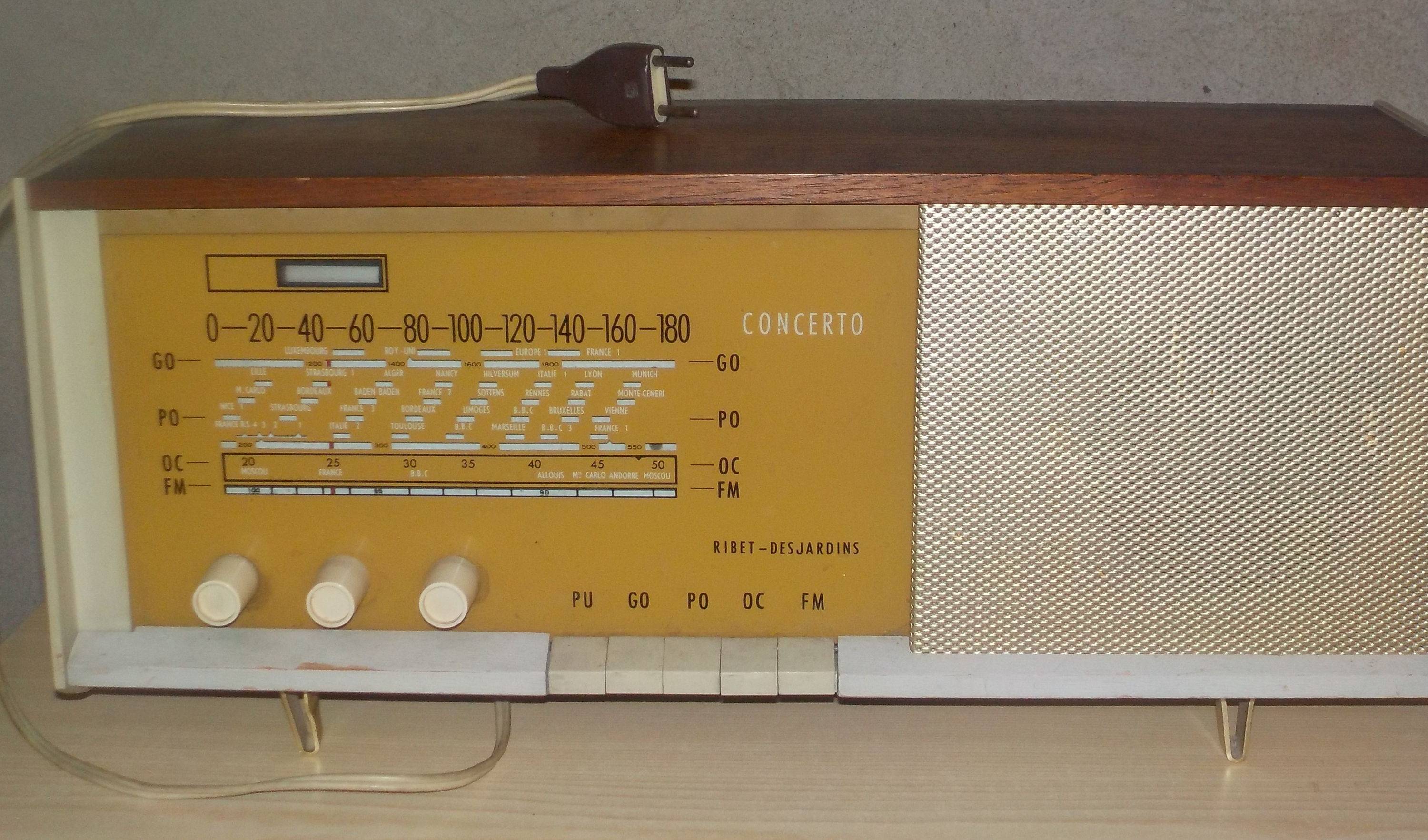 Vends radio vintage