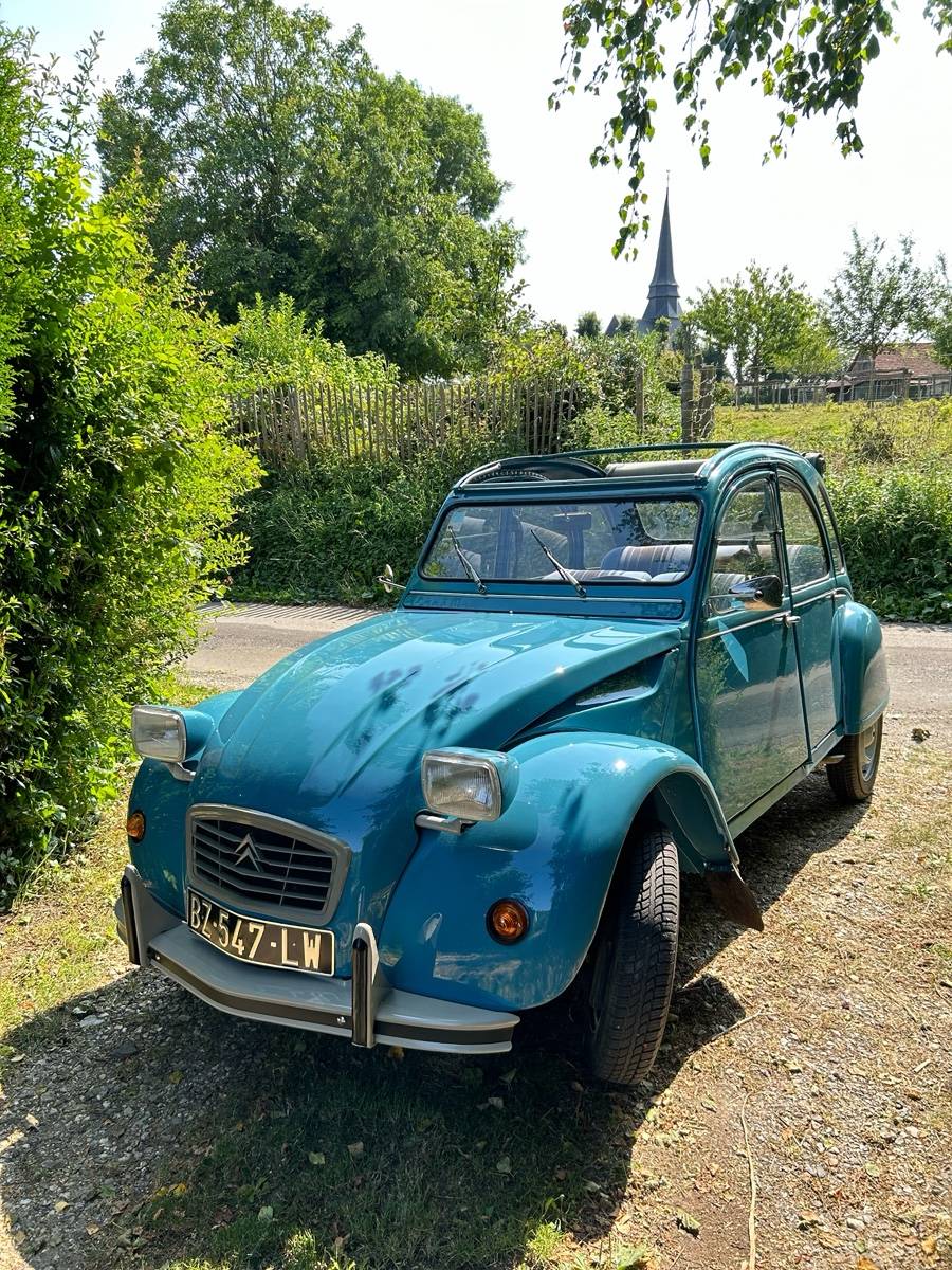 Vends 2CV 1977 refaite à neuf