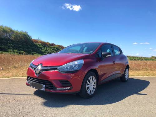 Vends Clio 4 Renault - 2017, 43946km