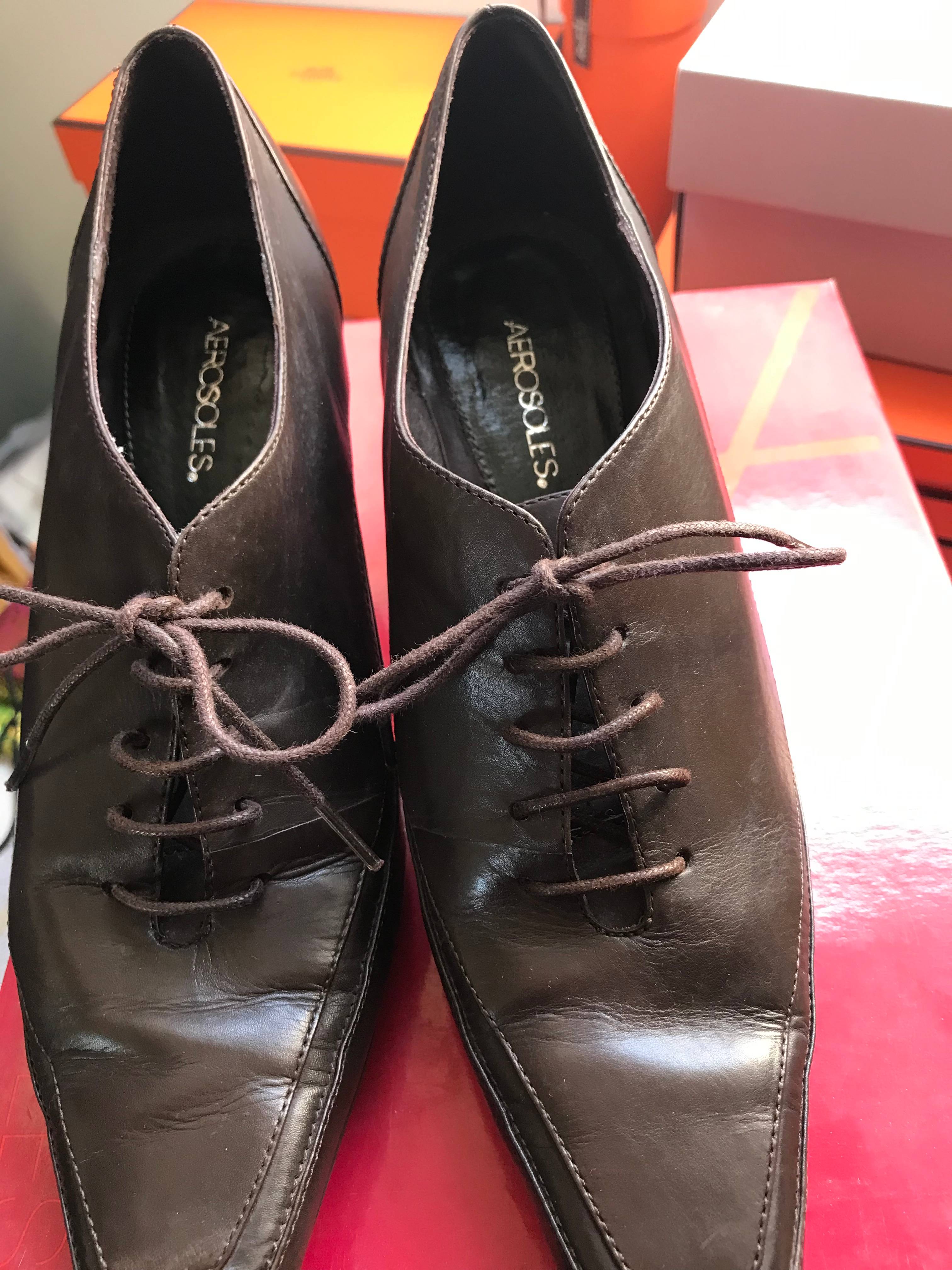 Vends Richelieu en chevreau marron glacé T.37