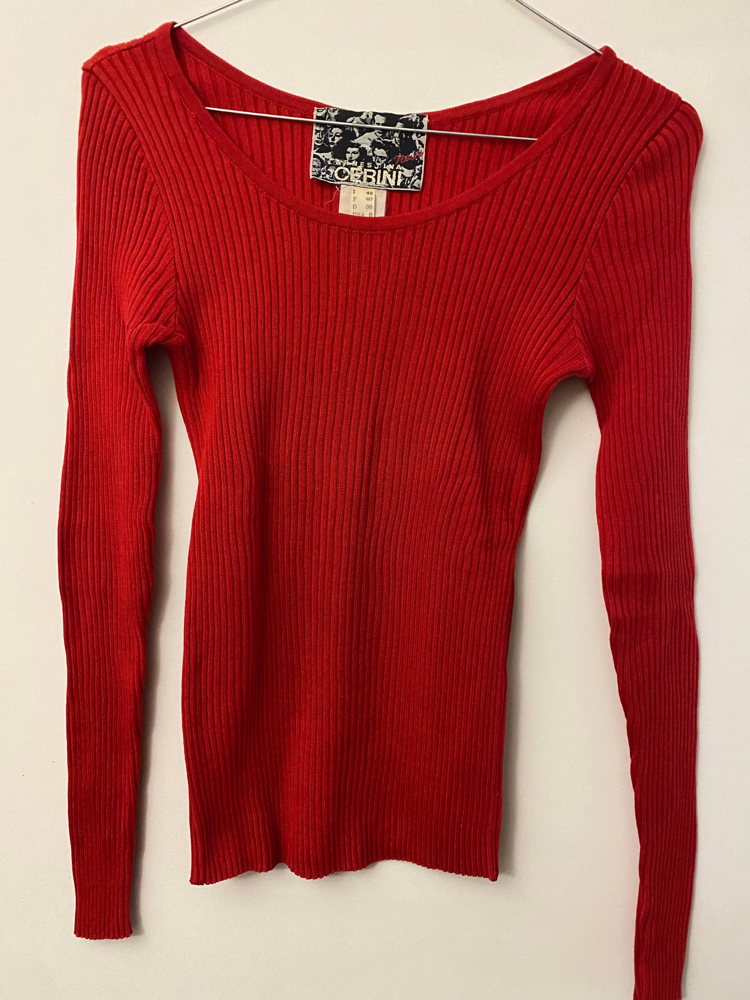Pull rouge taille 36-38 - 100% coton - pas de repassage