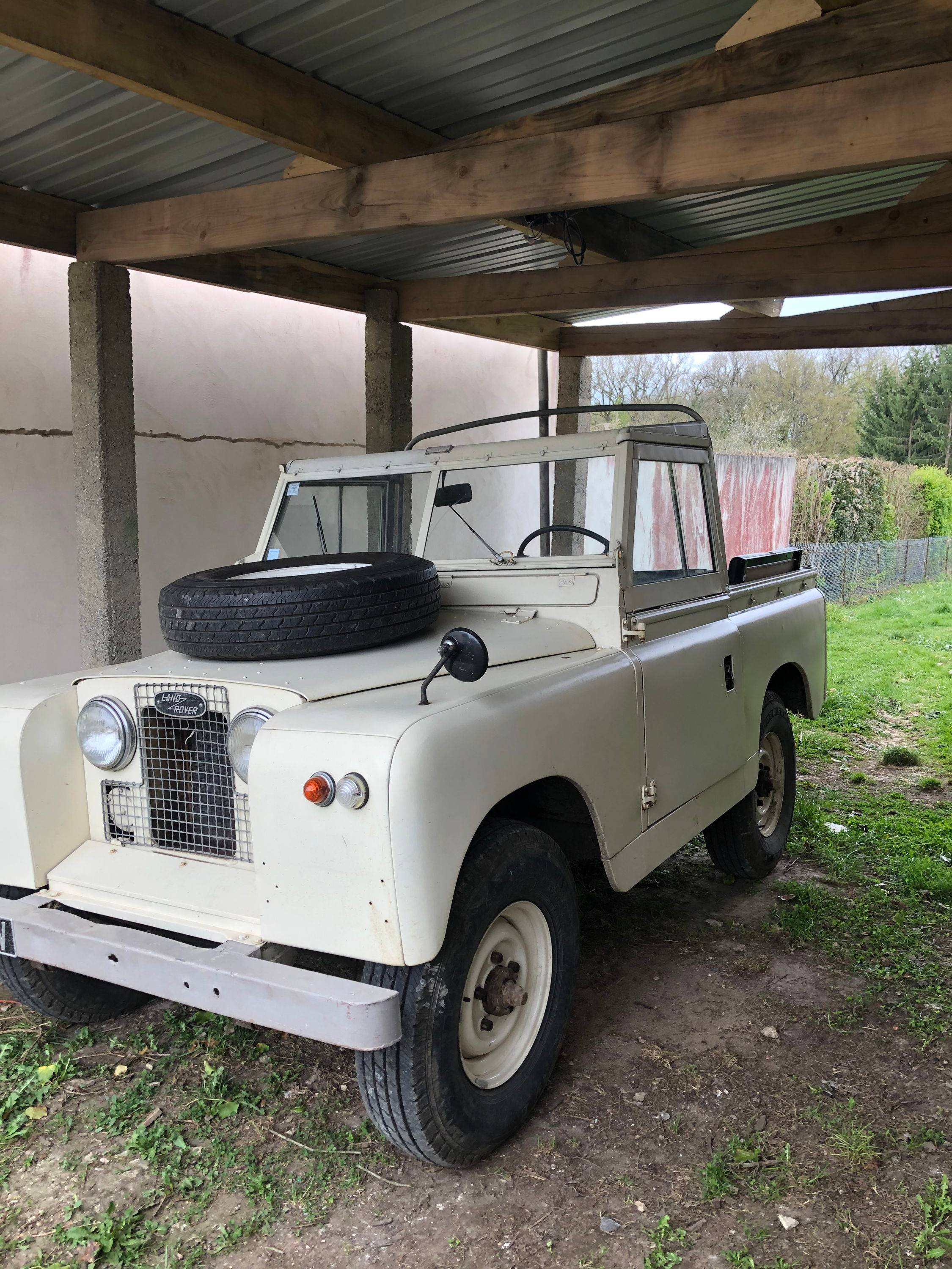 Vends Land Rover Series II 1961 entièrement d’origine