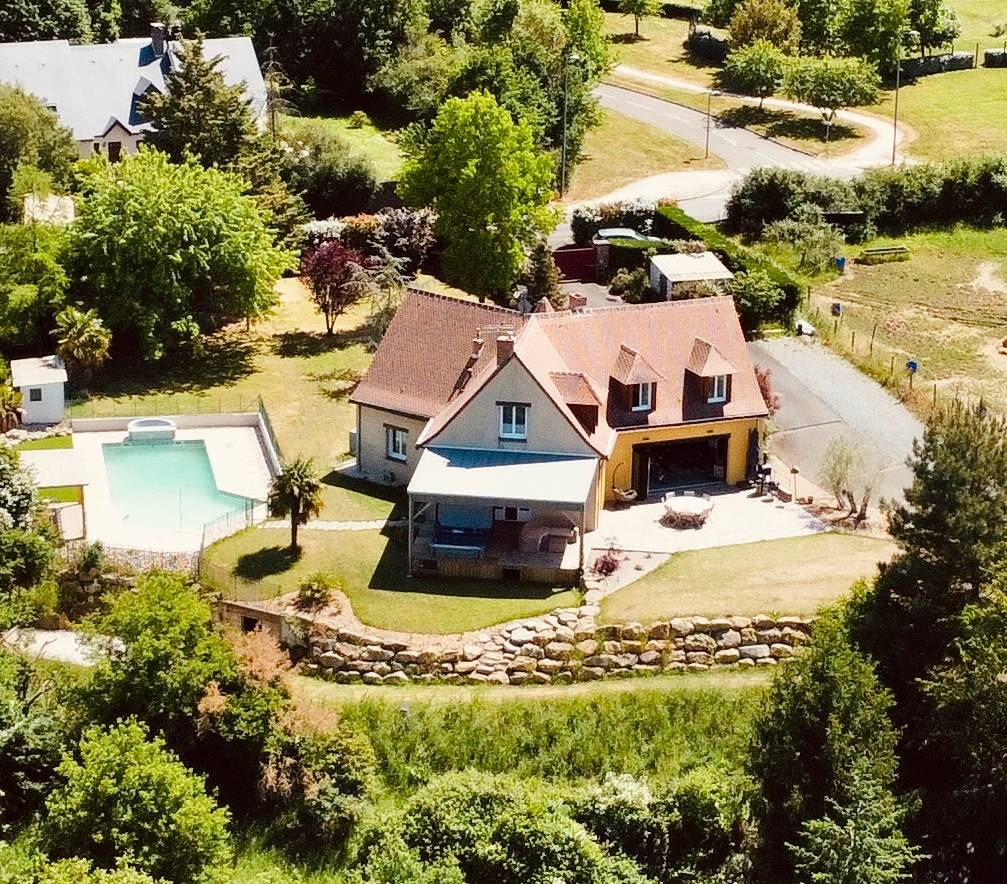Vends maison 195m² Sablé-sur-Sarthe avec piscine