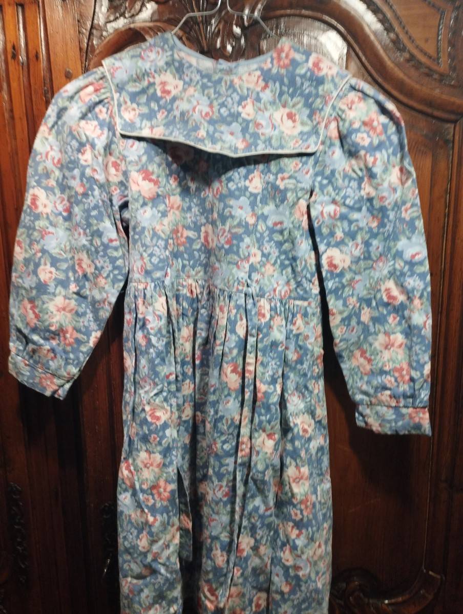 Vends robe 1/2 saison - Taille 8 ans